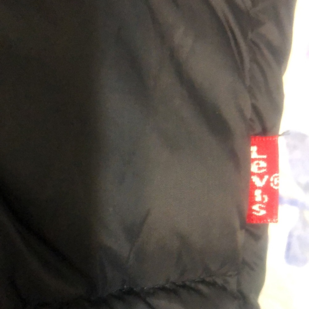 Black Levi’s bomber jacket